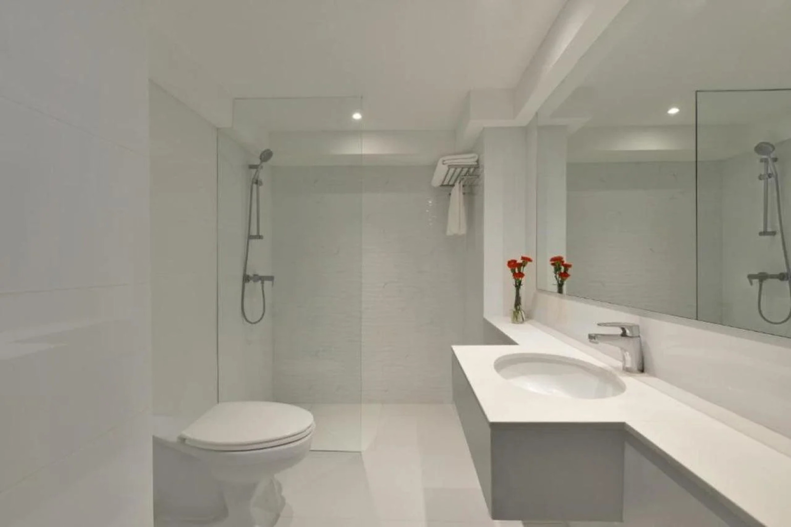 Отель BelAire Bangkok