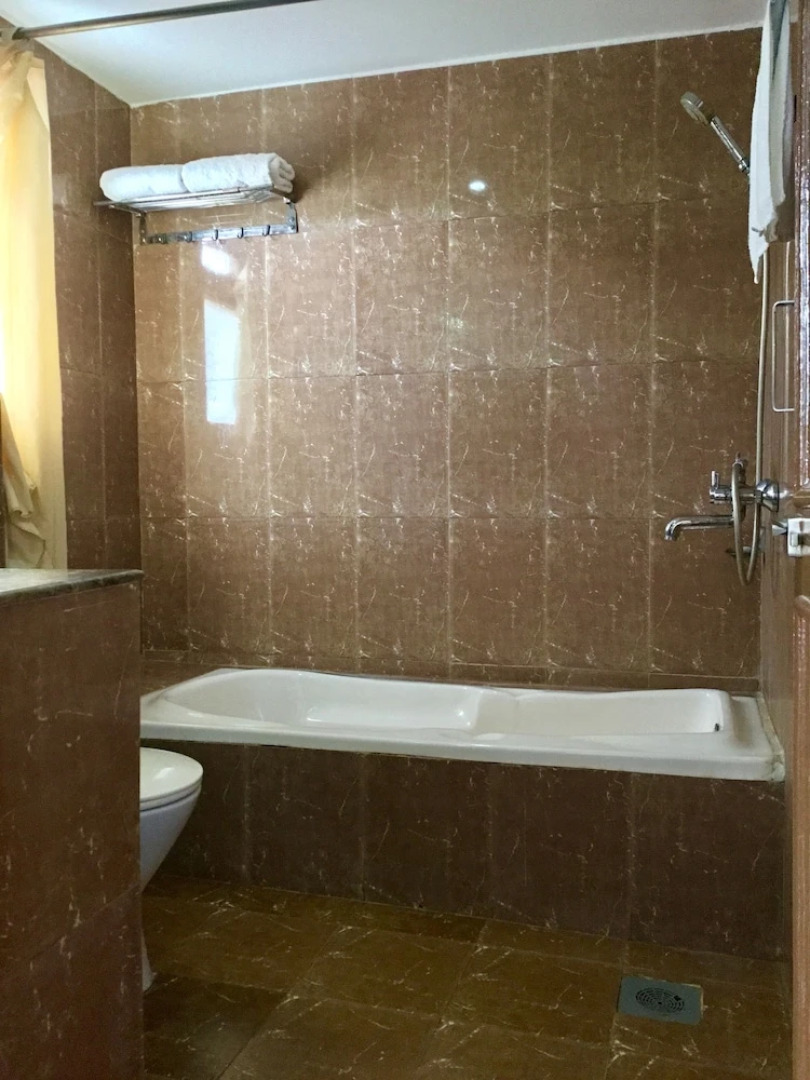 Hidden World Resort And Spa