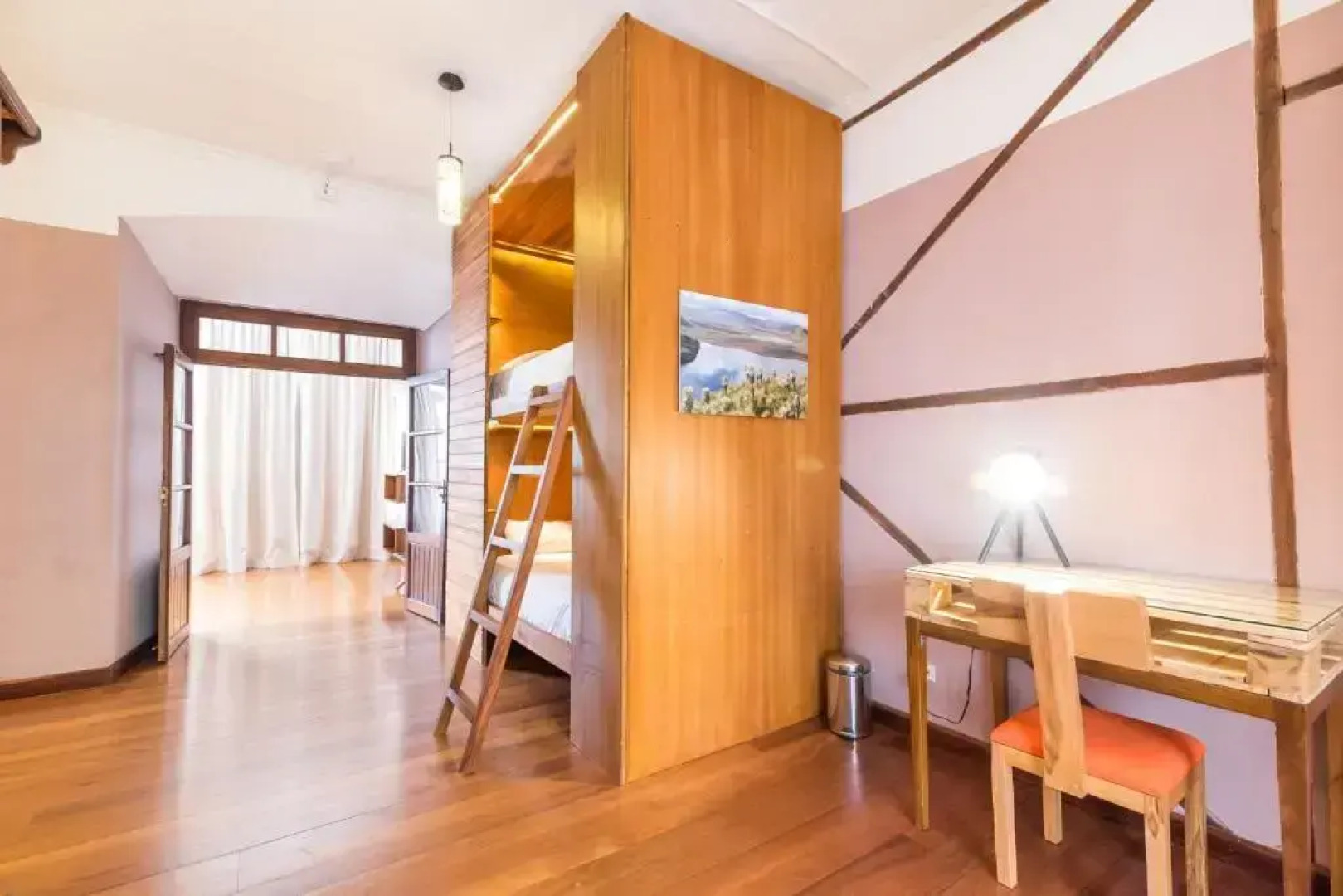 Solera House Adventure Hostel