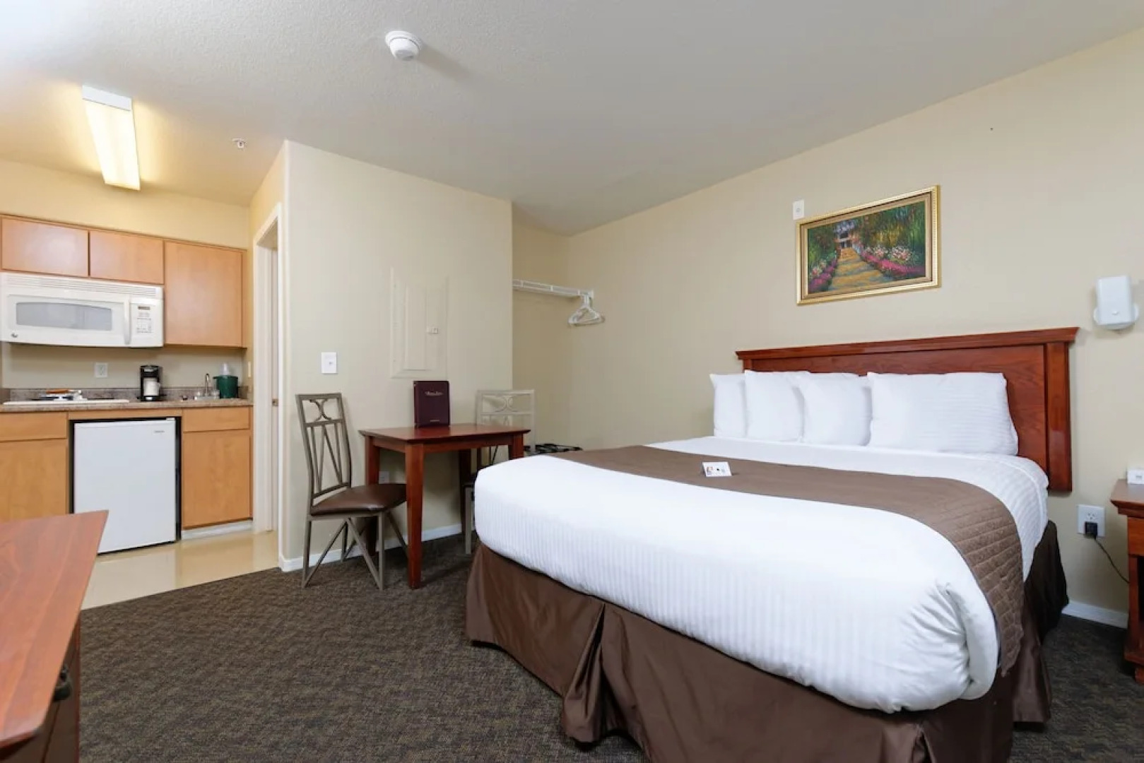 Legacy Suites Extended Stay