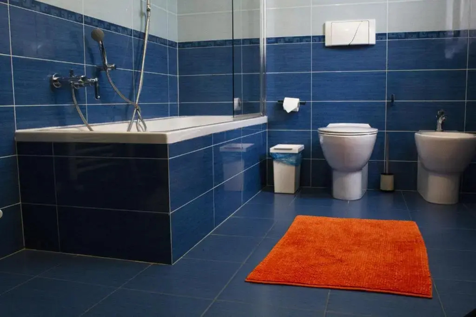 BB Tortona District 52