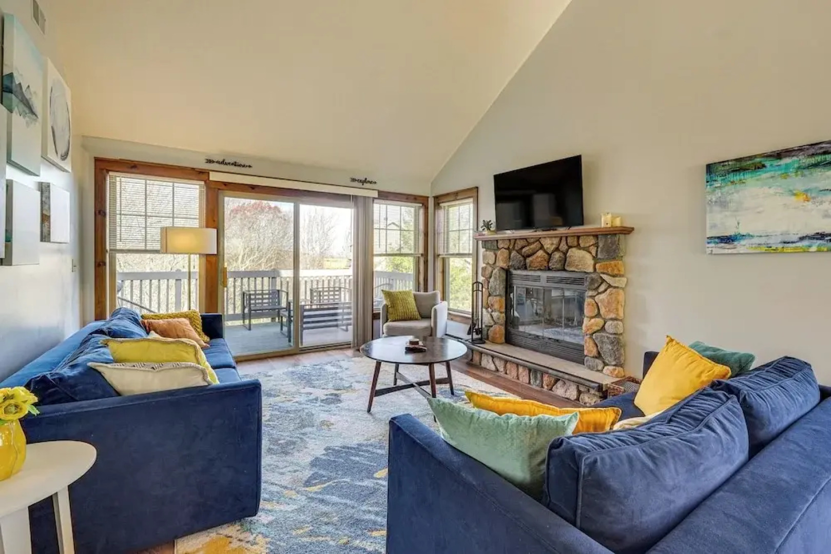 Spacious Modern Home ~ 1 Mi to Camelback Mountain!