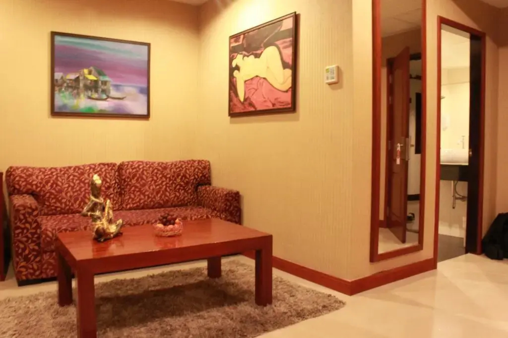 Patong Hemingway's Hotel