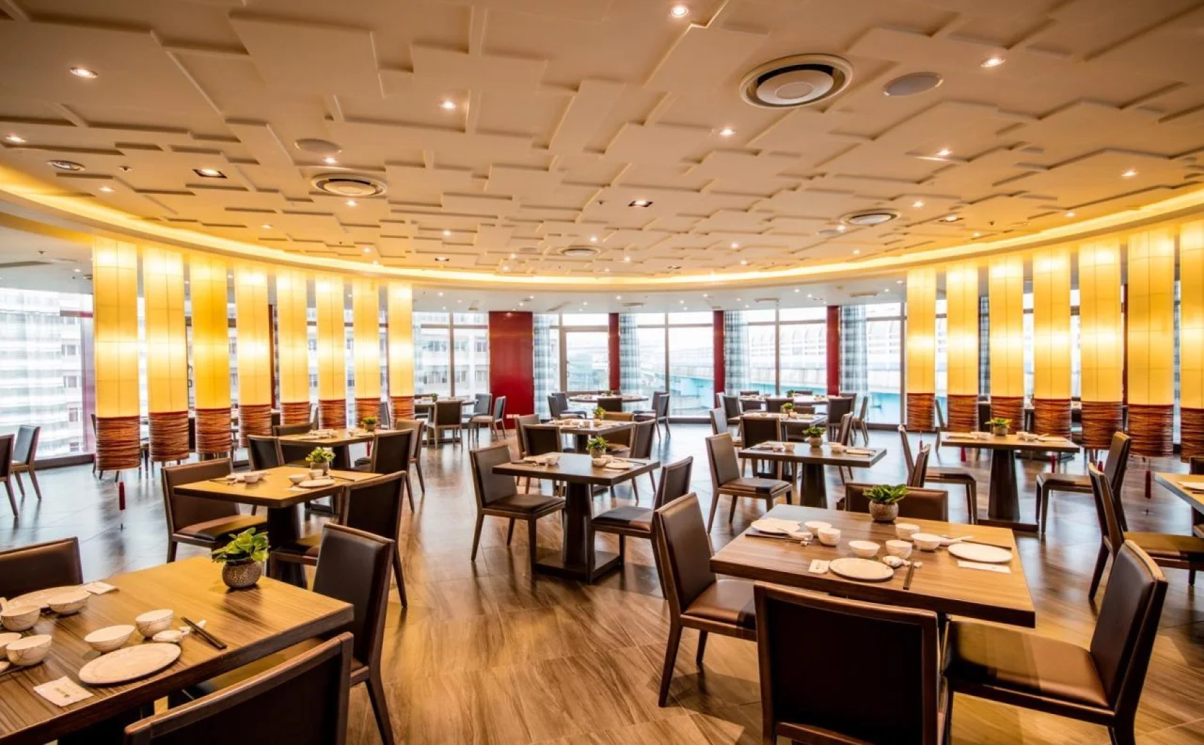 Fullon Hotel Taoyuan Airport Access MRT A8