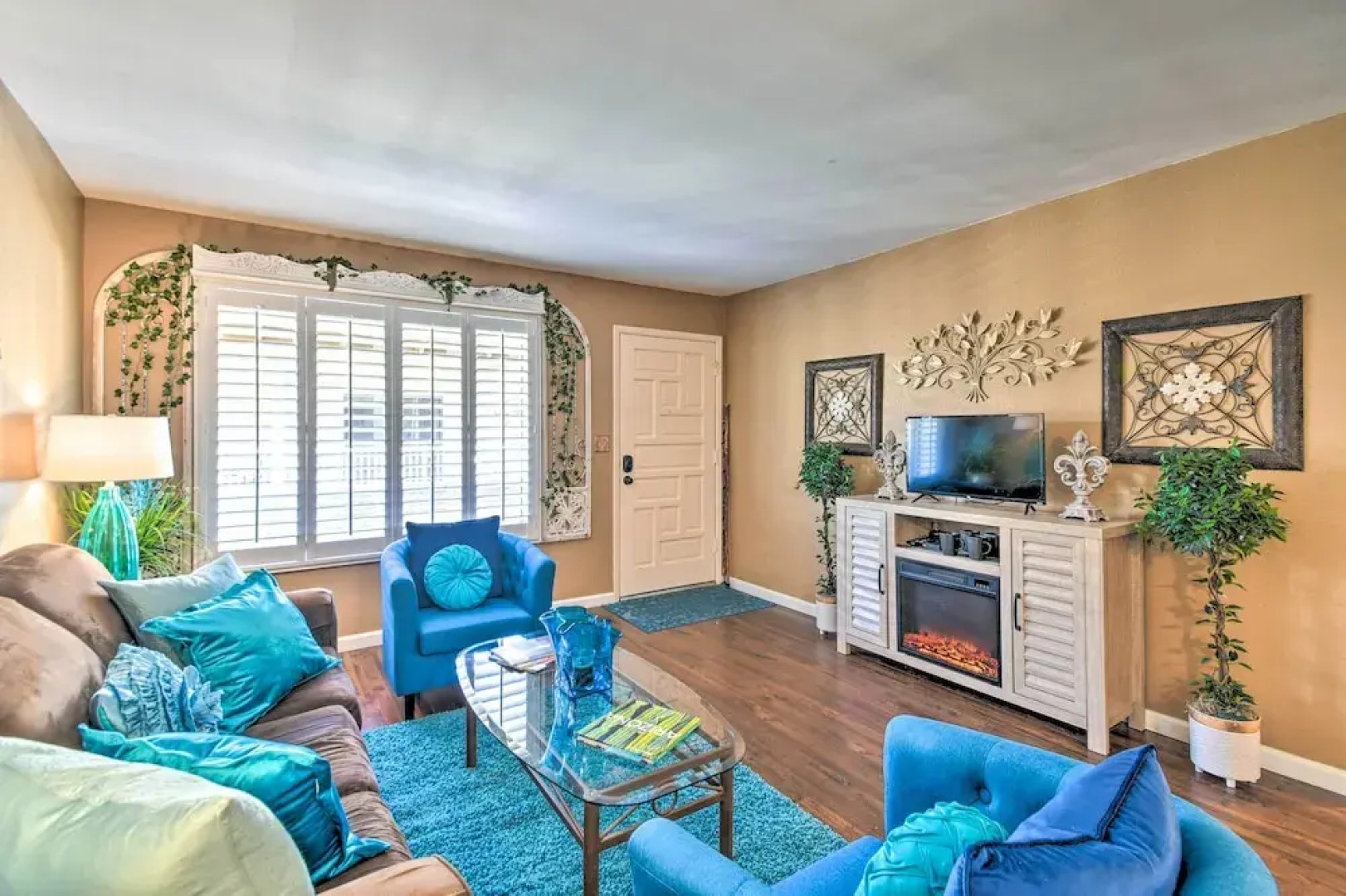 Cozy Fountain Hills Condo w/ Mountain Views!