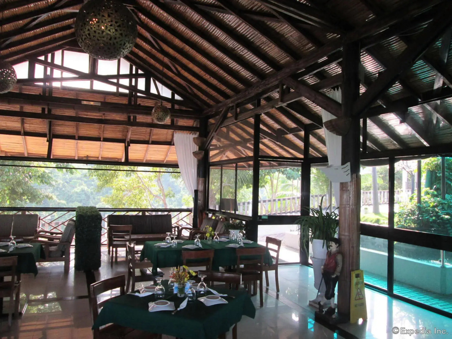 Ultra Winds Mountain Resort