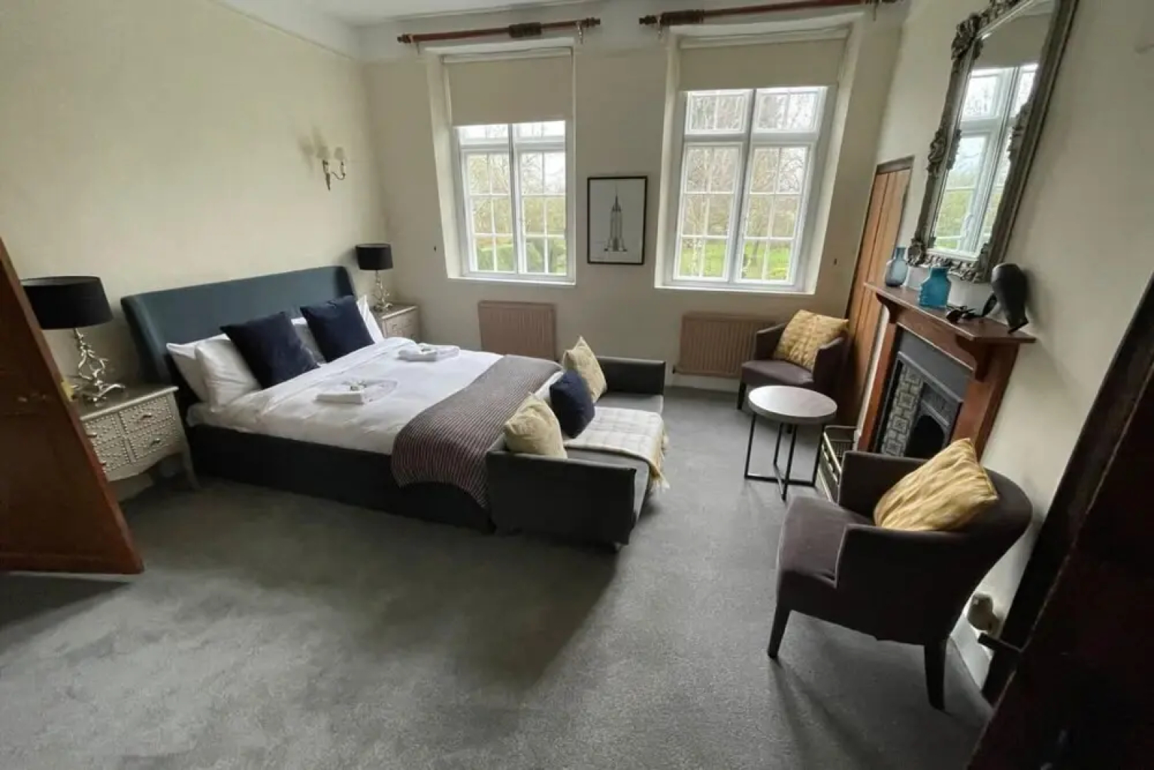 The Royal Retreat -elegant 7bdr With Garden
