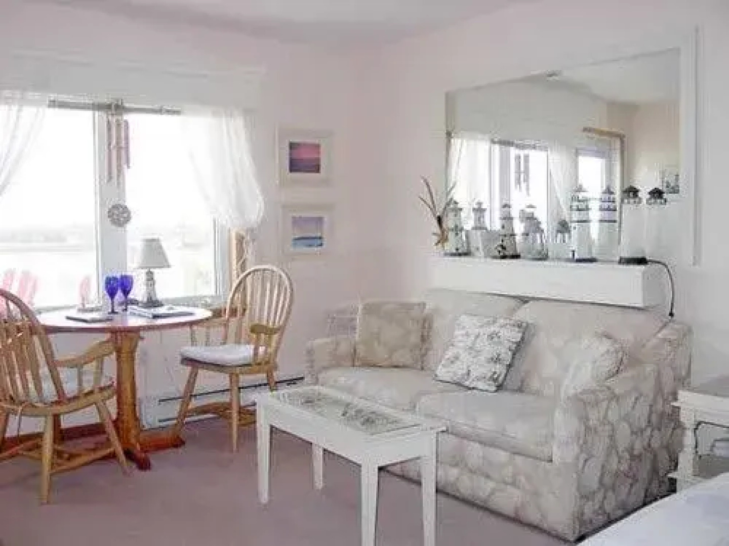 3 Moonlight Beach Suites