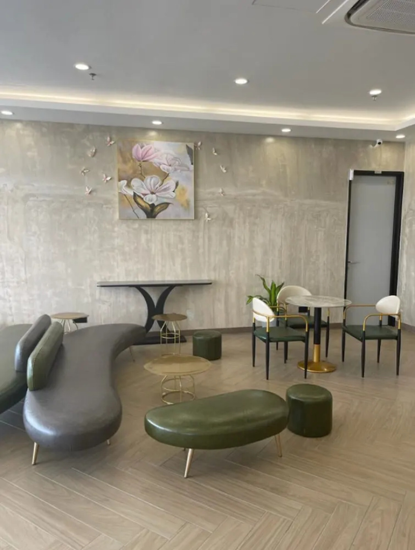 Sri Indar Hotel & Suites