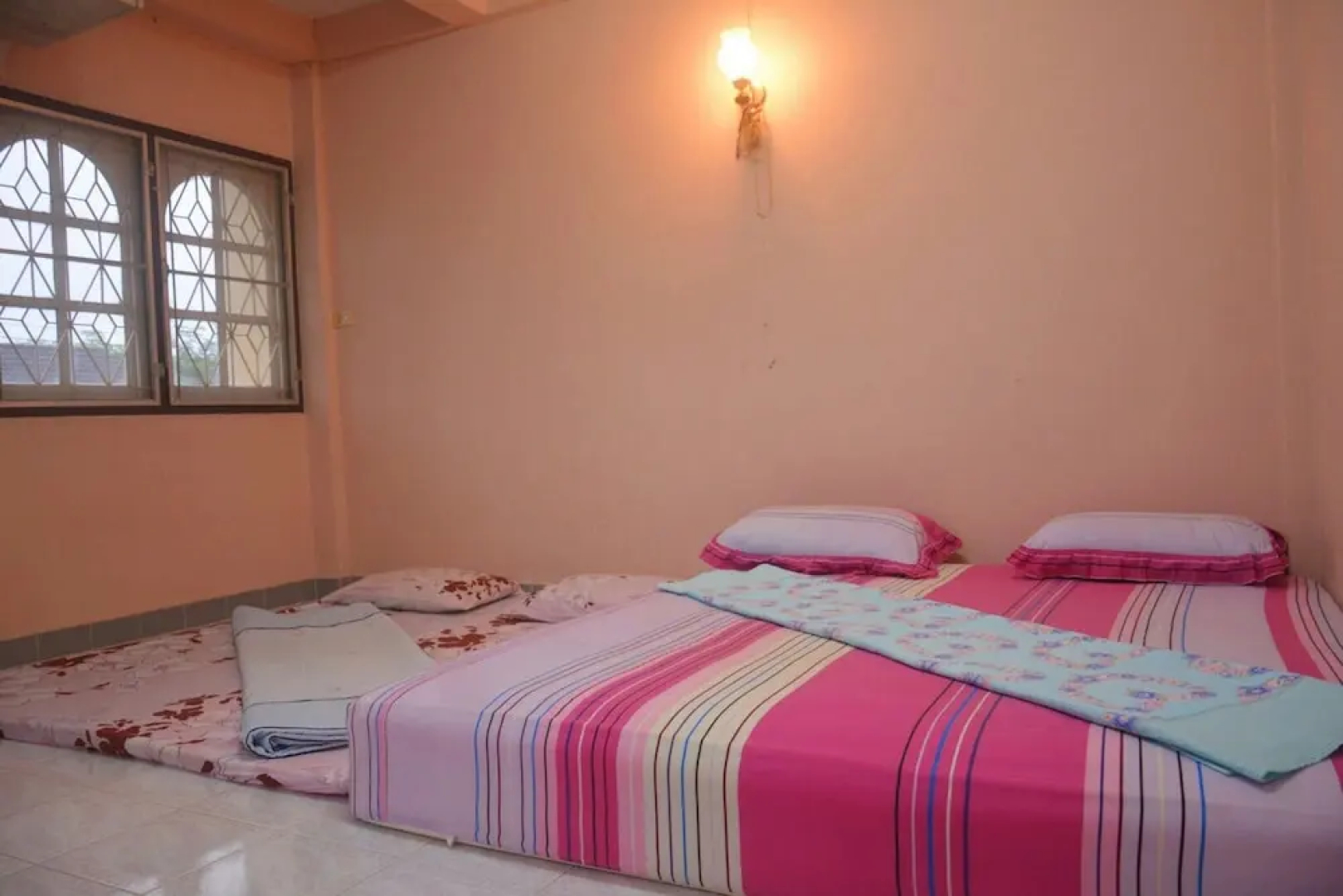 Thongkam Homestay