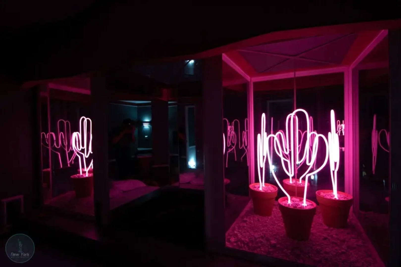 New York Hotel - Motel