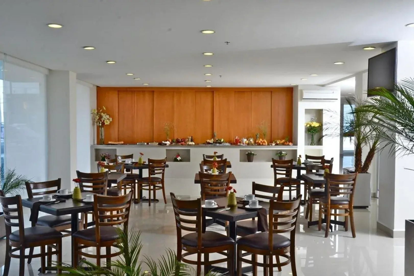 Mision Express Monterrey Aeropuerto La Fe