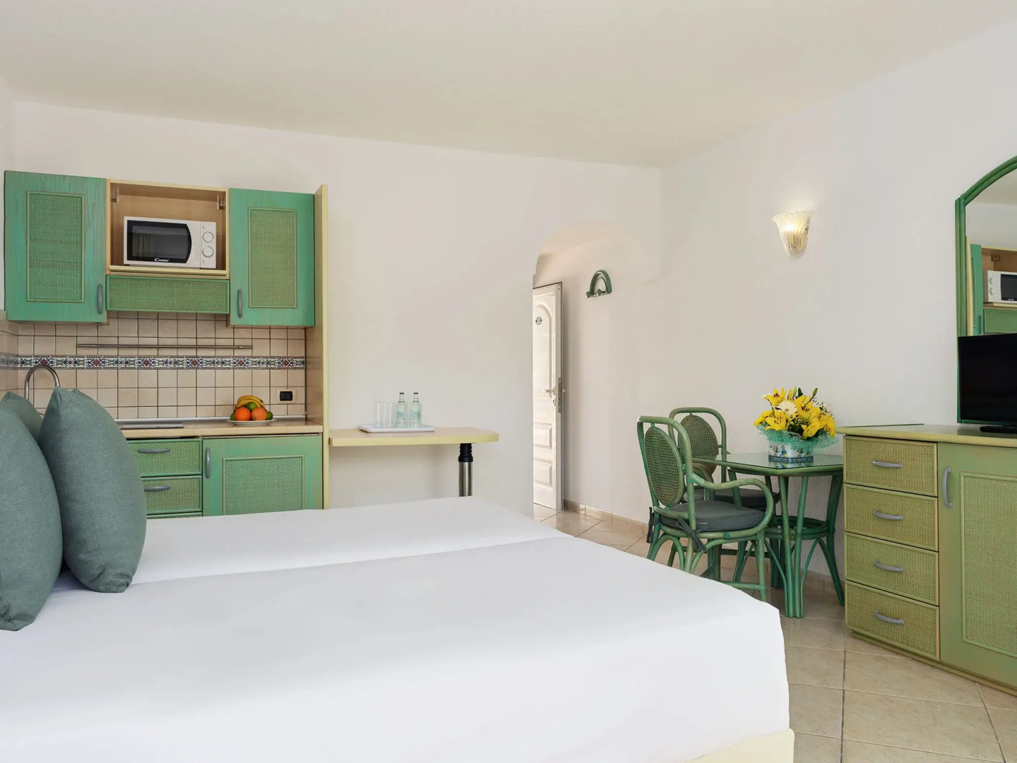 Aparthotel Esquinzo Y Monte Del Mar