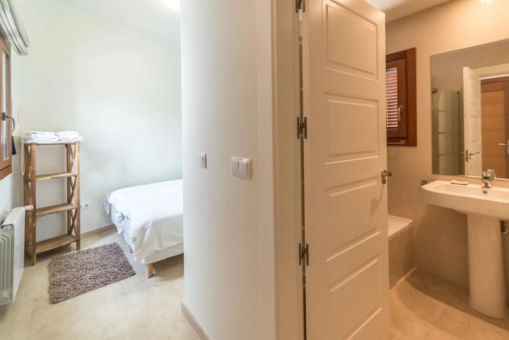 Villa With 5 Bedrooms in Banos Y Mendigo, With Wonderful sea View, Pri