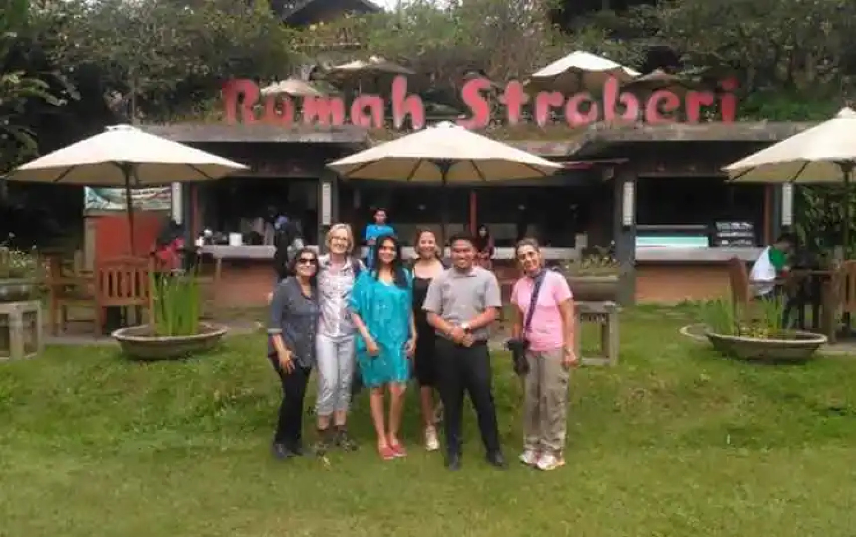 Rumah Stroberi Organic Farm and Lodge