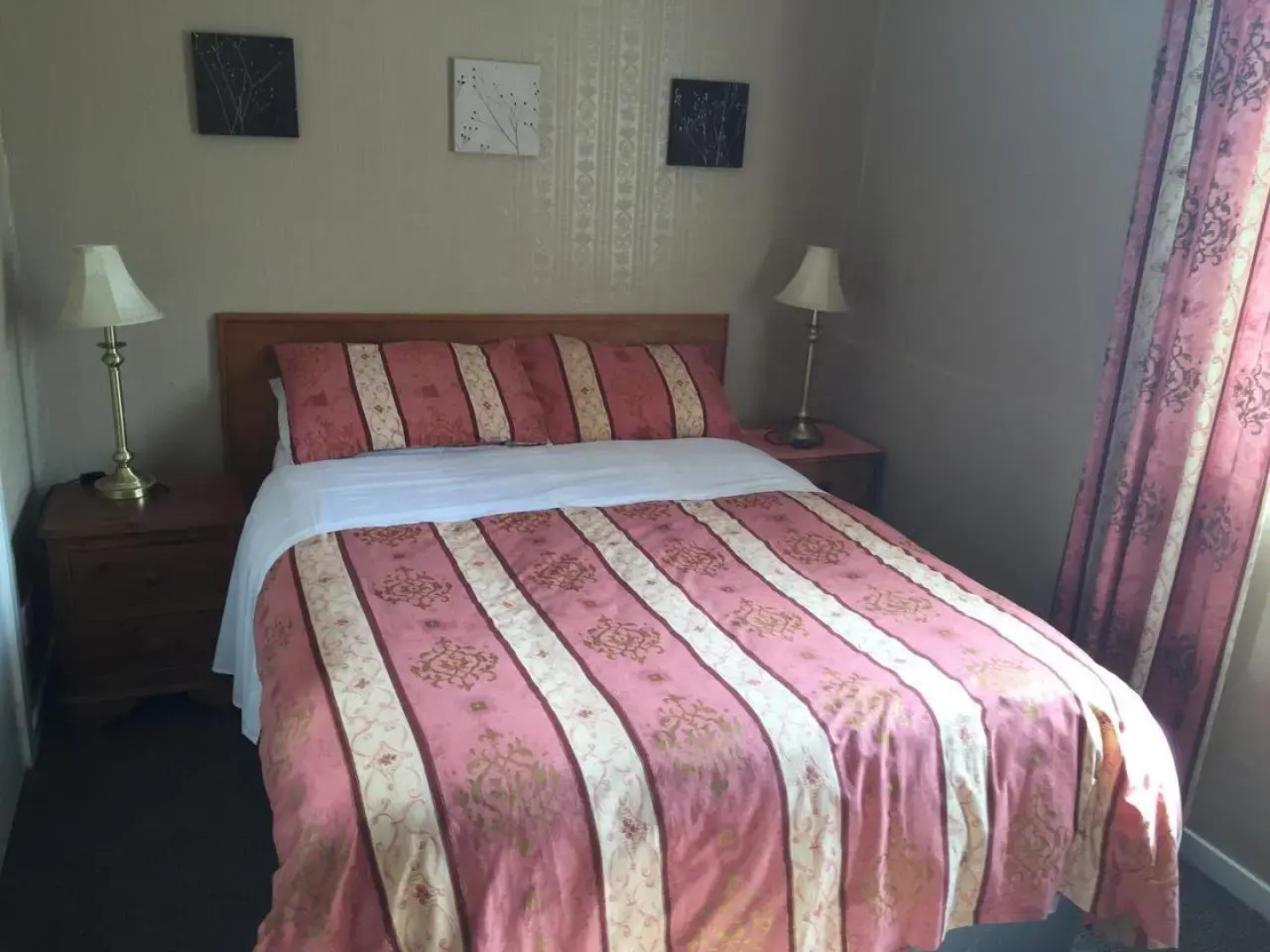 The Ivy House Ferry Link