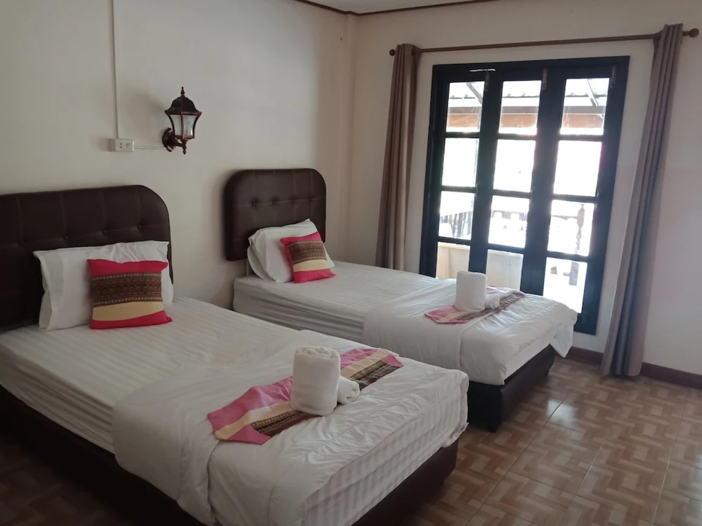 Sisatchanalai Heritage & Resort