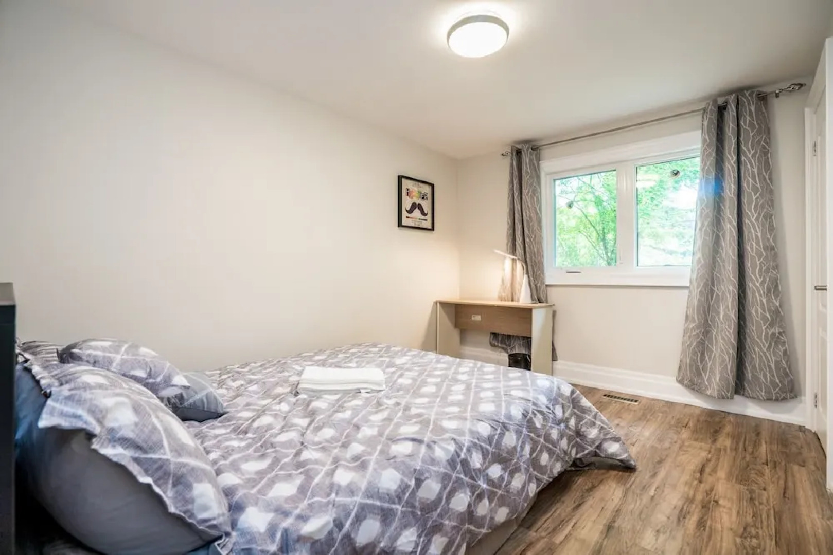 Entire Bungalow 5 Bedrooms