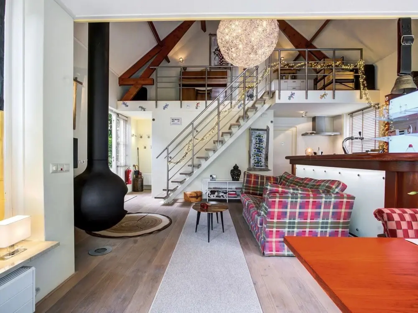 Picturesque Holiday Home in Oldenzaal with Hot Tub