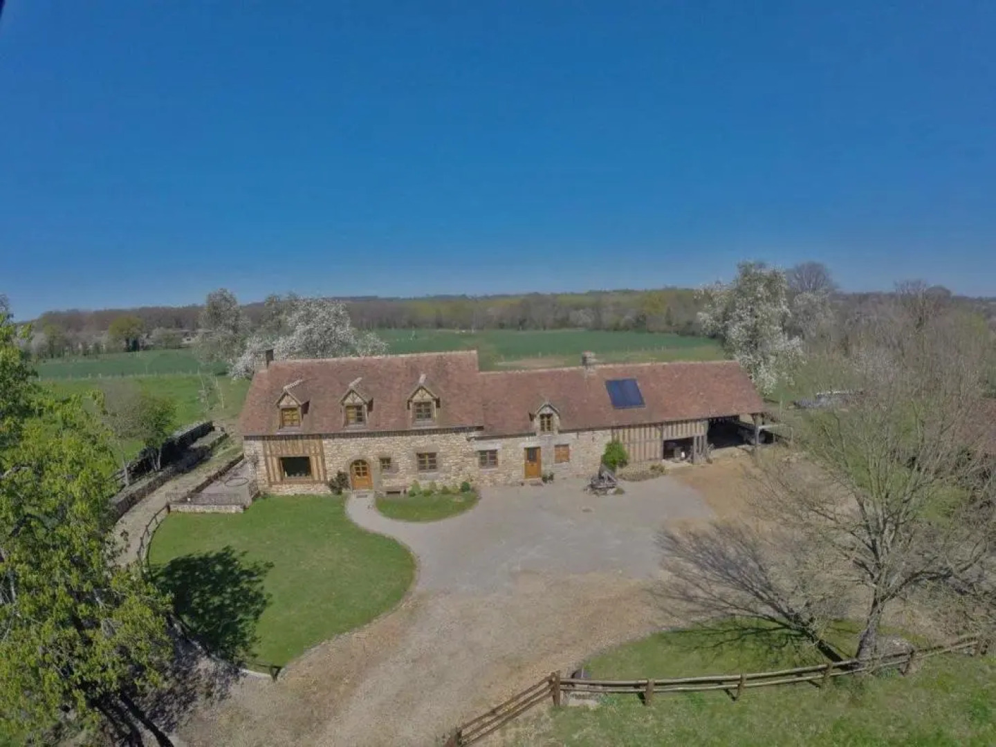 Gîte Ceaucé, 6 pièces, 15 personnes - FR-1-497-142