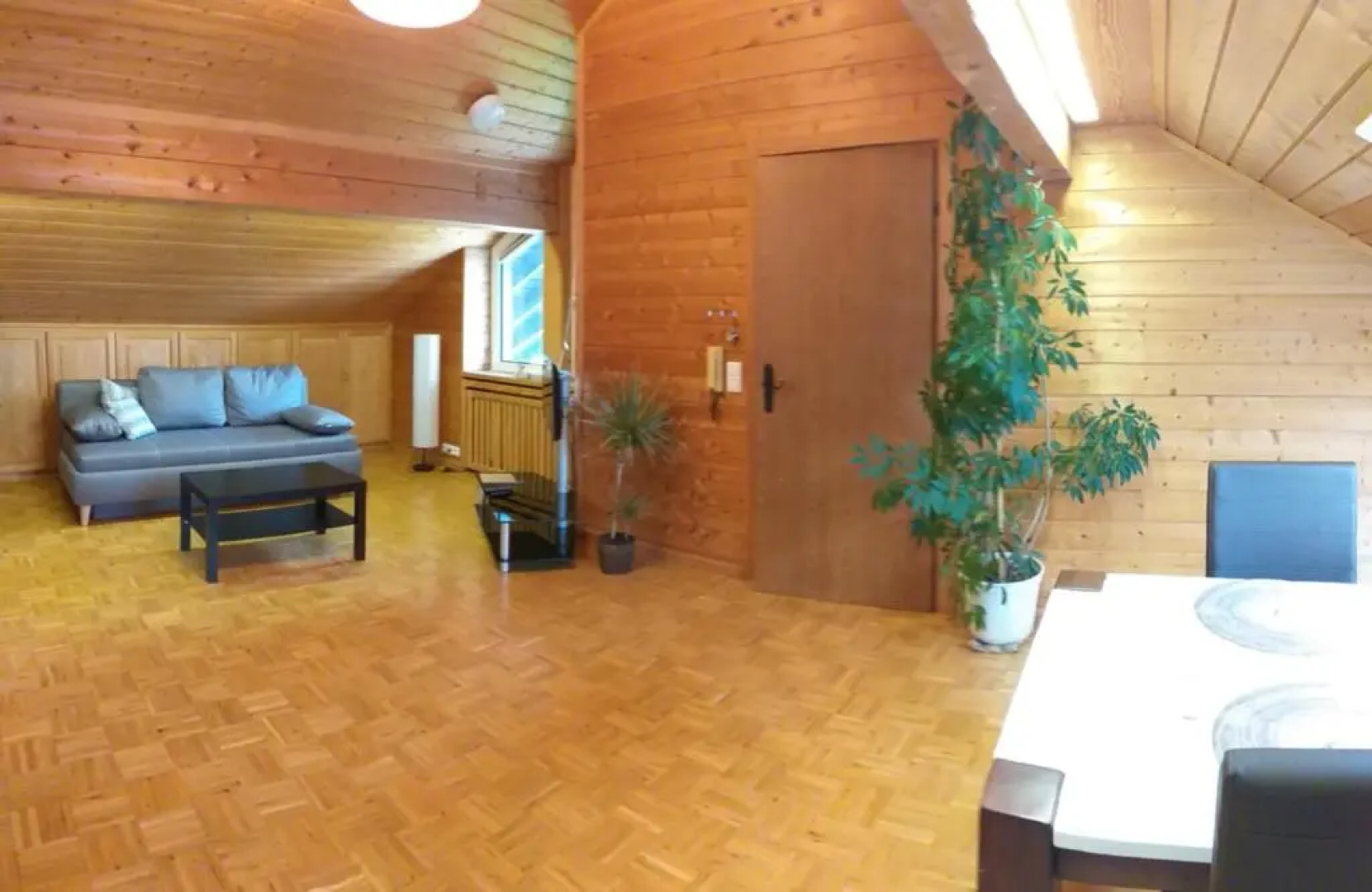2-Zimmer Dg-Apartment Mit Eigener Sauna