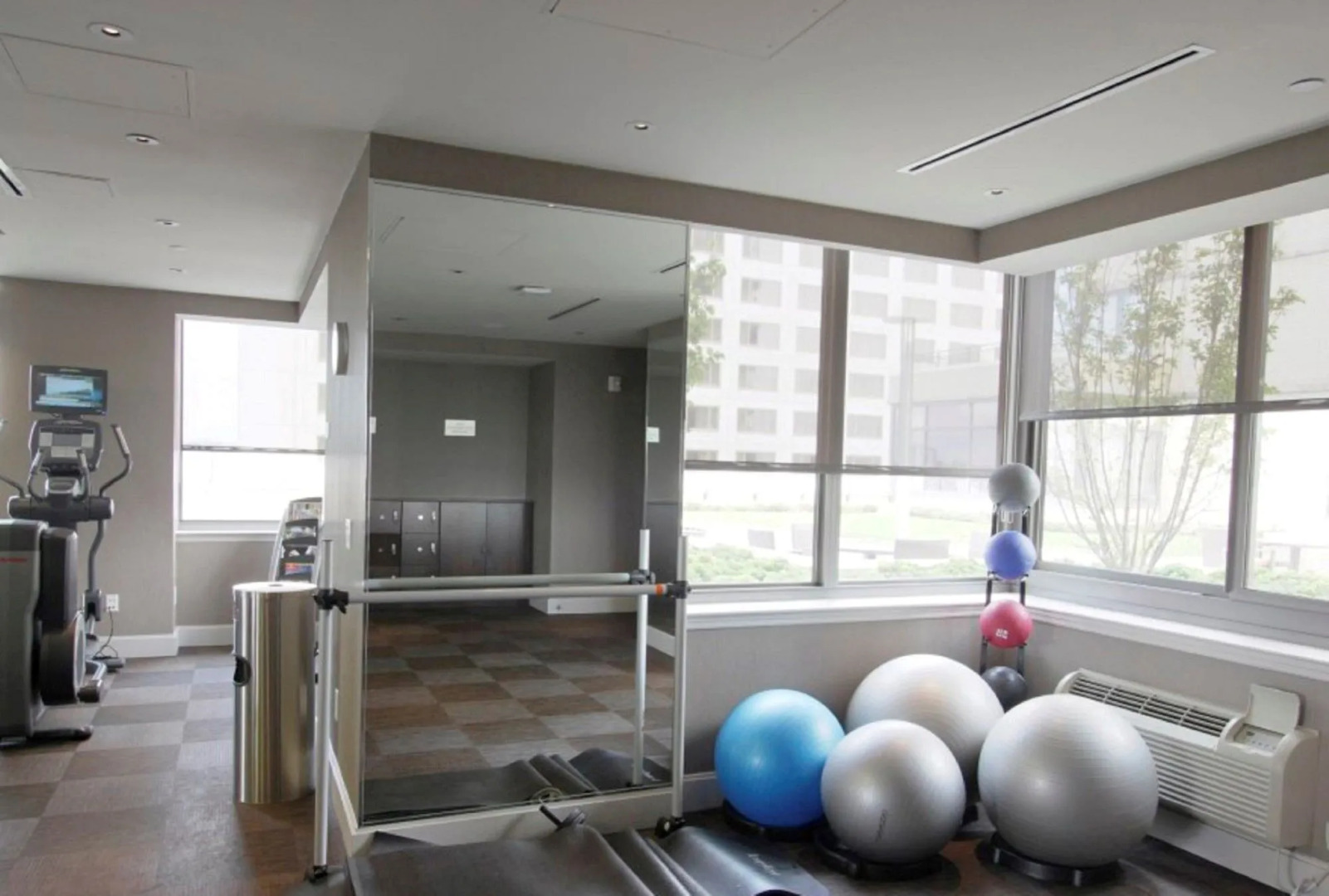 Global Luxury Suites Downtown Jersey City