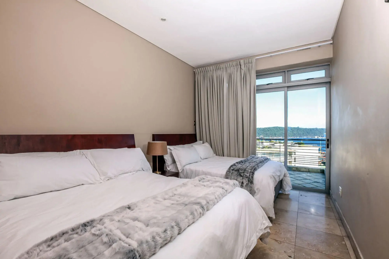 Point Waterfront Apartments