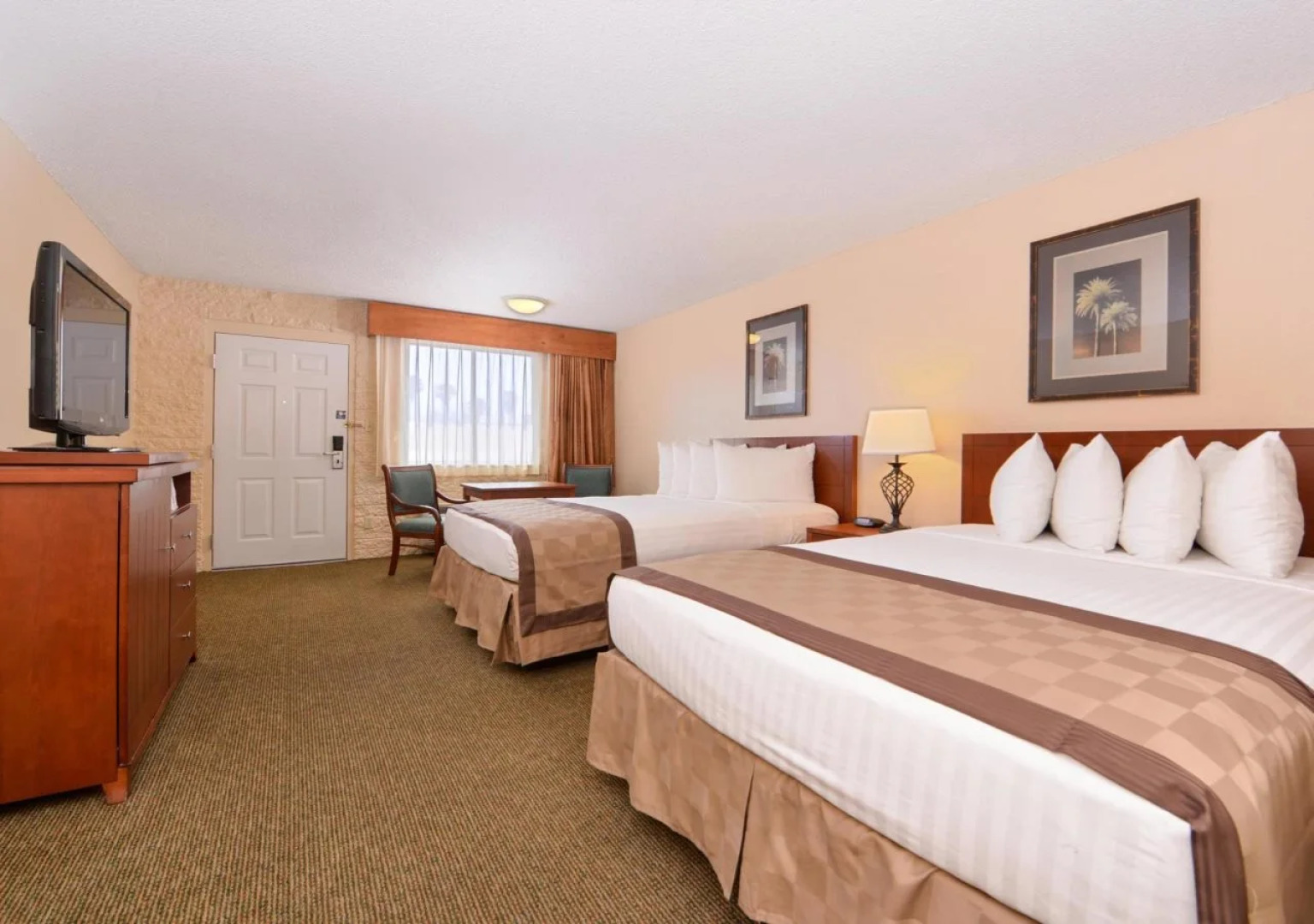 Extend-a-Suites - Phoenix Airport