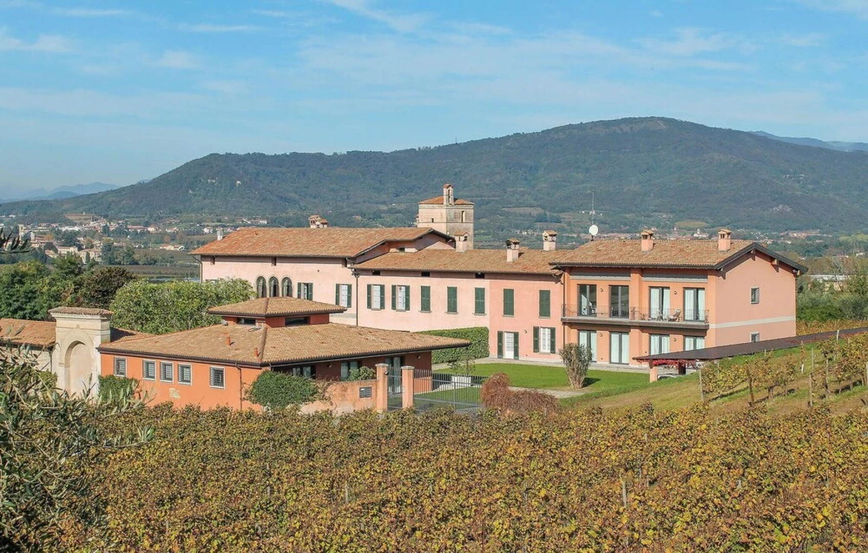 Nice Apartment in Cazzago San Martino With 2 Bedrooms, Wifi and Outdoor Swimming Pool