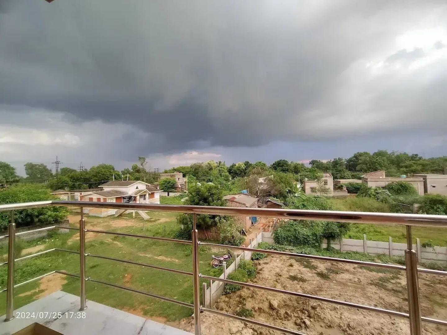 Megh Balika Santiniketan Family Homestay