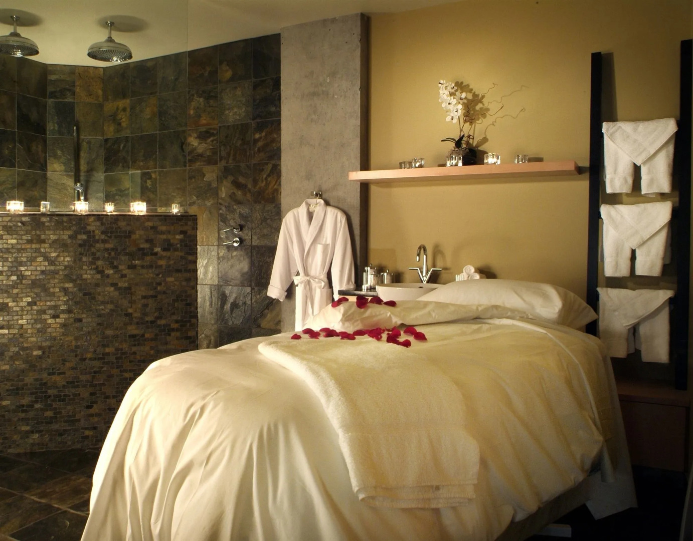 Brentwood Bay Resort & Spa