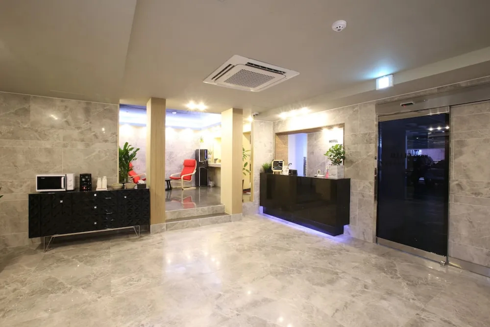 Hotel Cello Guri