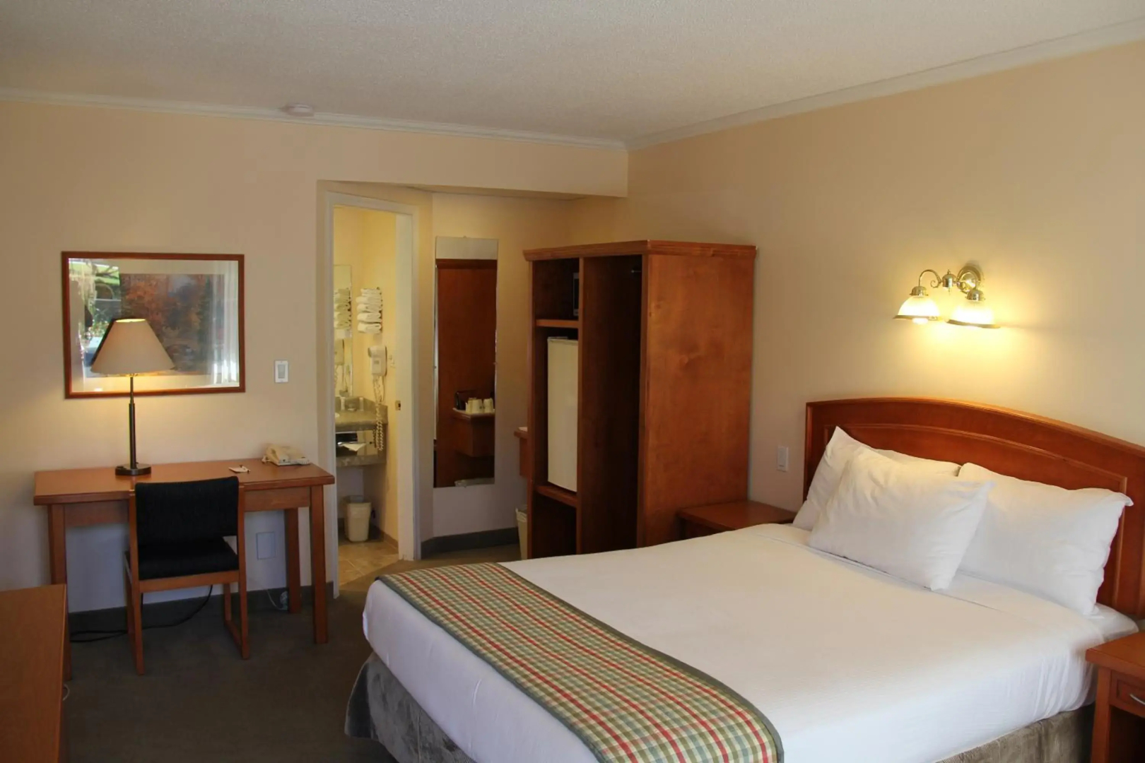 Travelodge by Wyndham Kamloops