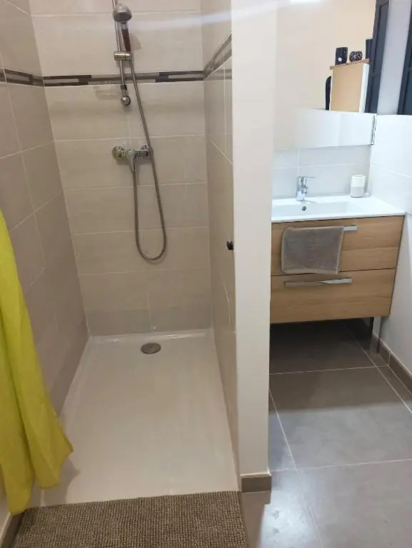 Bioty'Provence - chambre et SDB privées - à 4km de l'Isle sur la Sorgue - accès de 18h à 10h