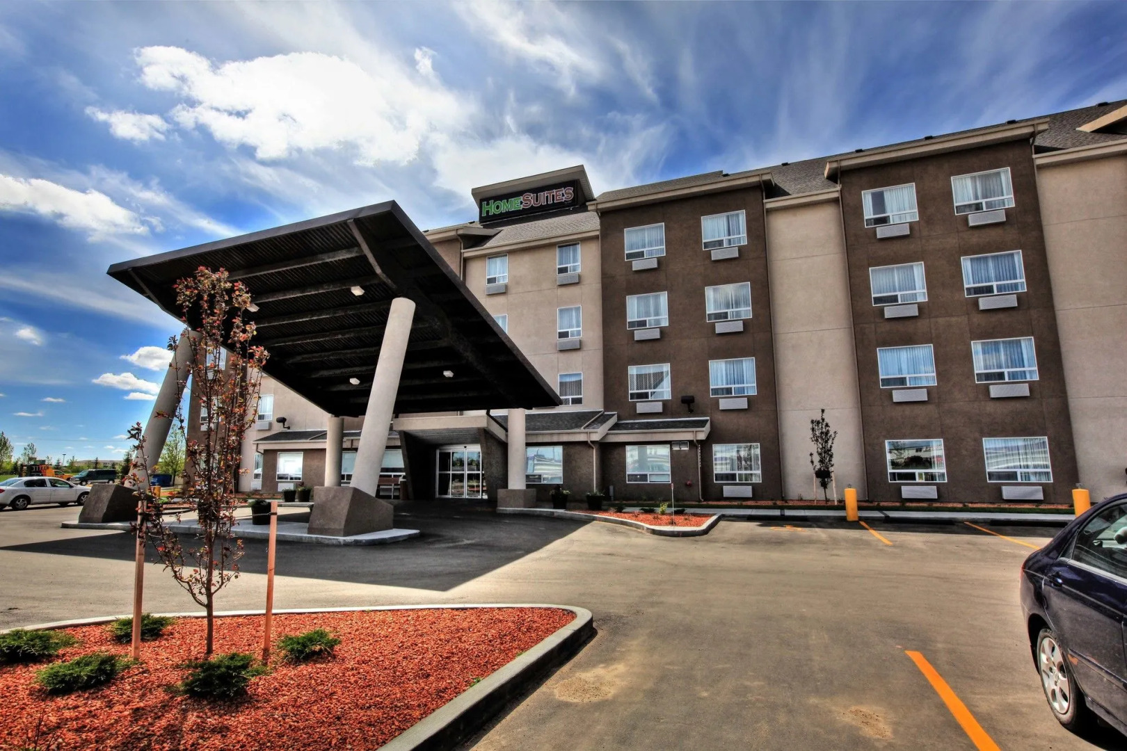 Home Inn & Suites Regina East