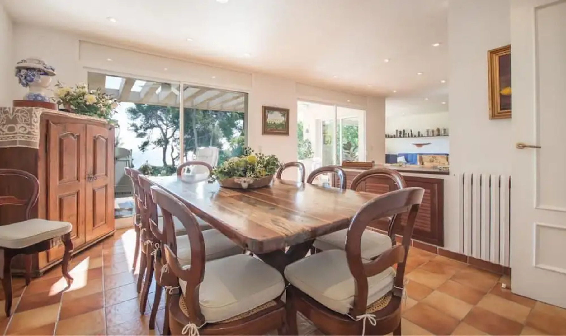 Villa Cossis Beach TVL 32