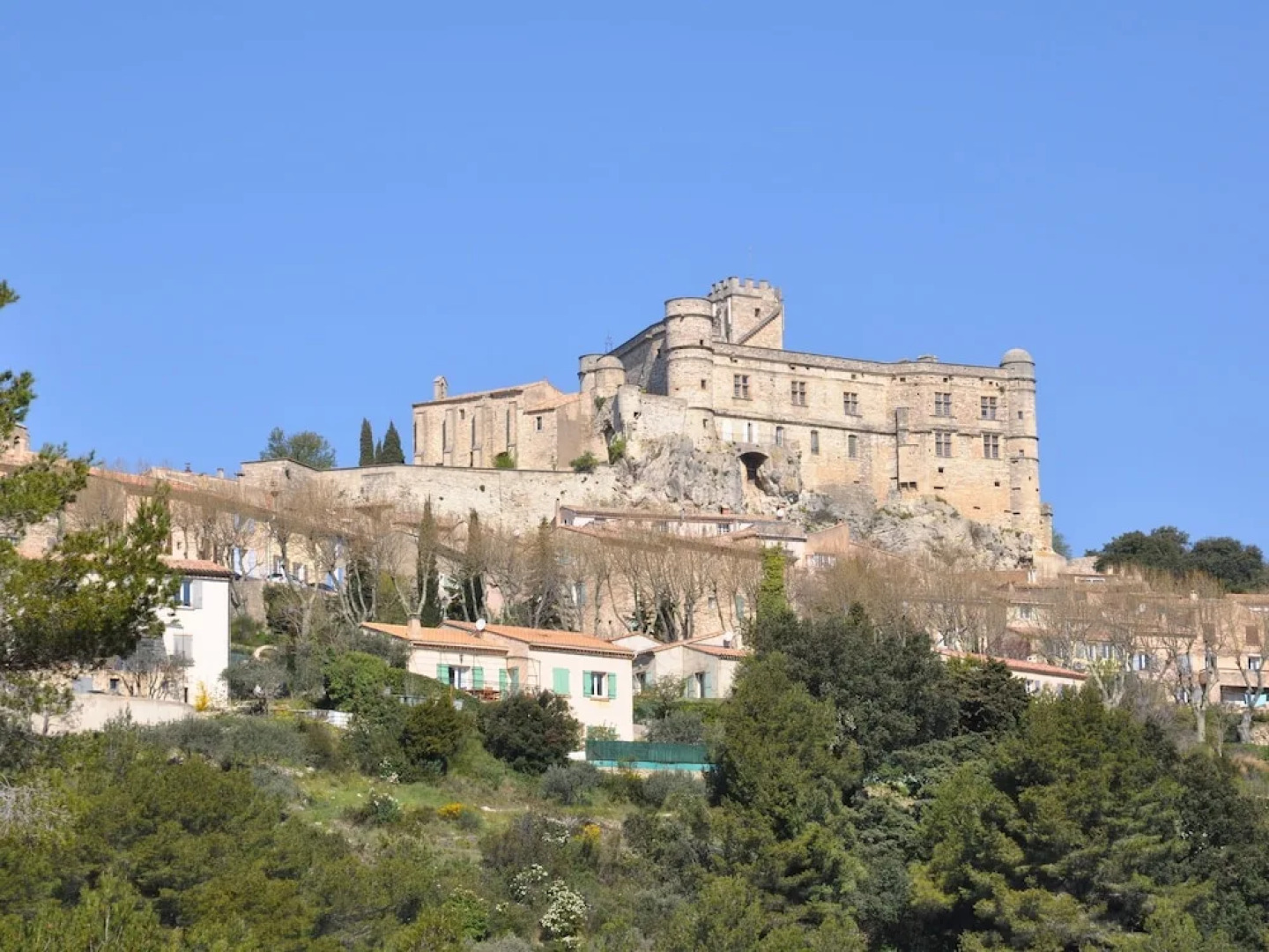 Villa With Heated Pool, Beautiful View and Garden, Near Vaison-la-romaine