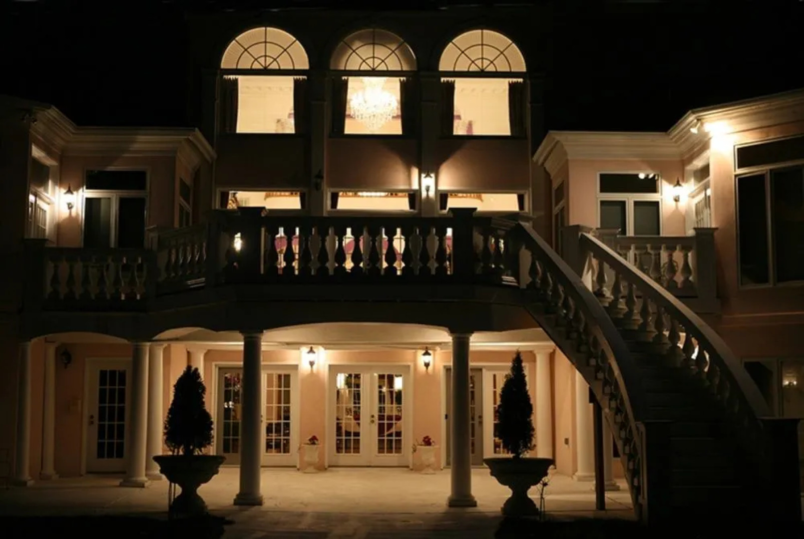 Rosewood Manor Bed & Breakfast