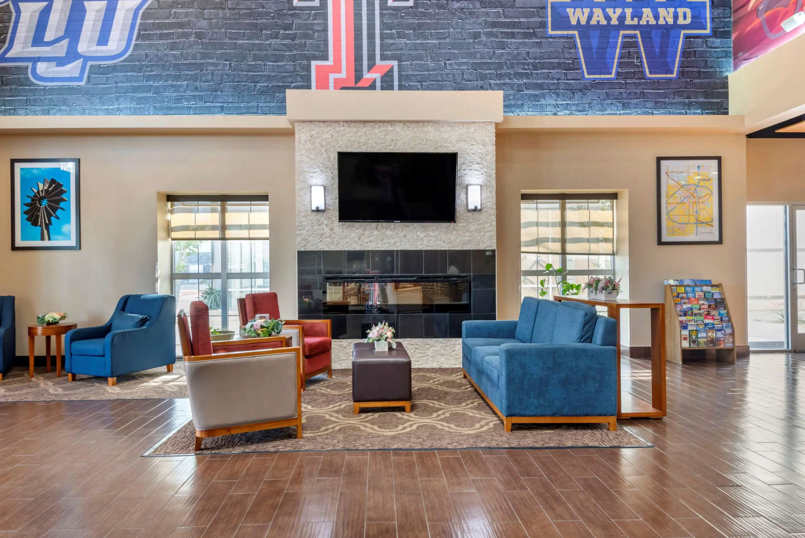 Comfort Suites University