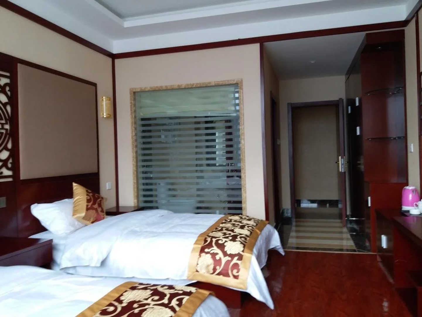Mingzhu Hotel