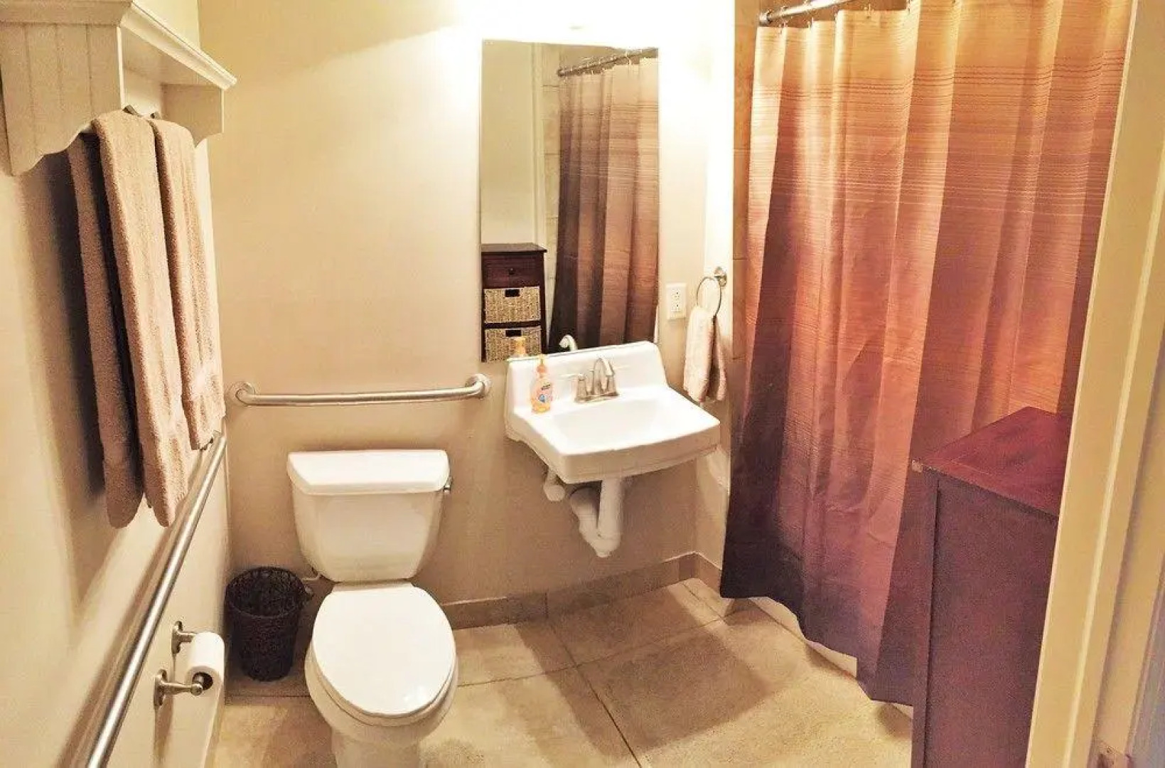 Downtown Luxury Condo at Citifront