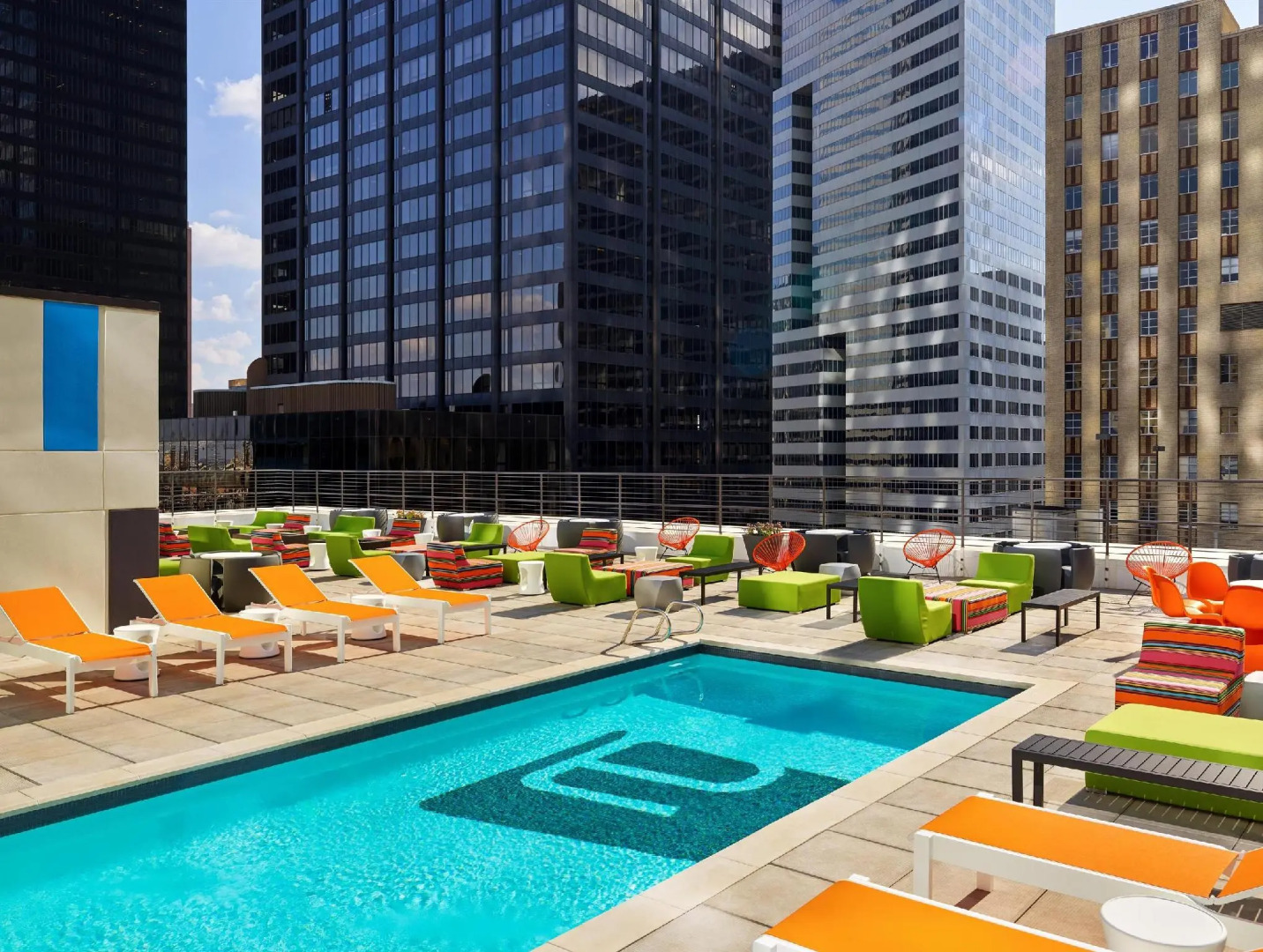 Aloft Houston Downtown