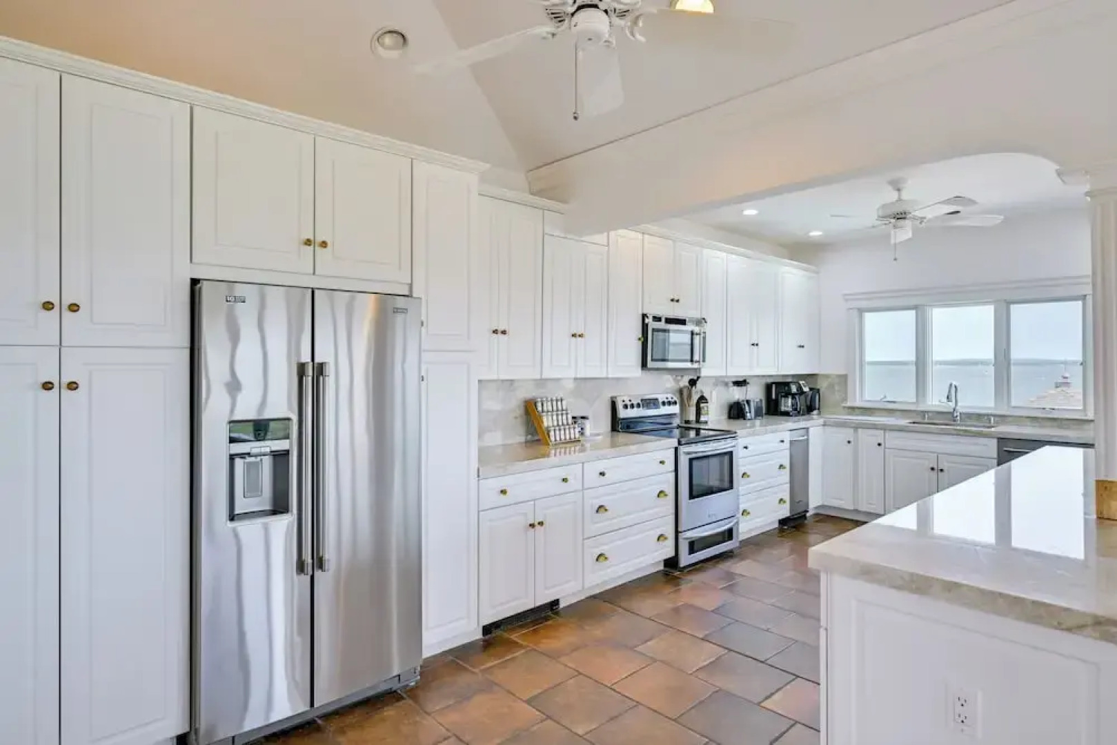 Panoramic Ocean Views: Westhampton Haven w/ Pool