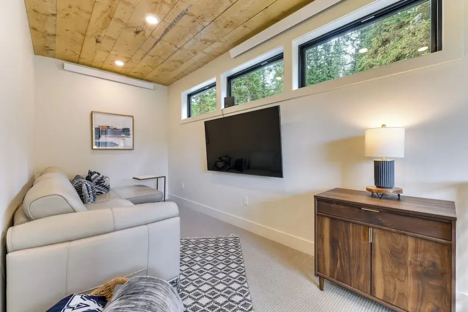 Modern Turnerville Cabin w/ Hot Tub & Scenic Views