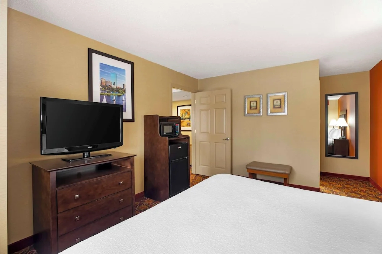 Holiday Inn Express Sharon