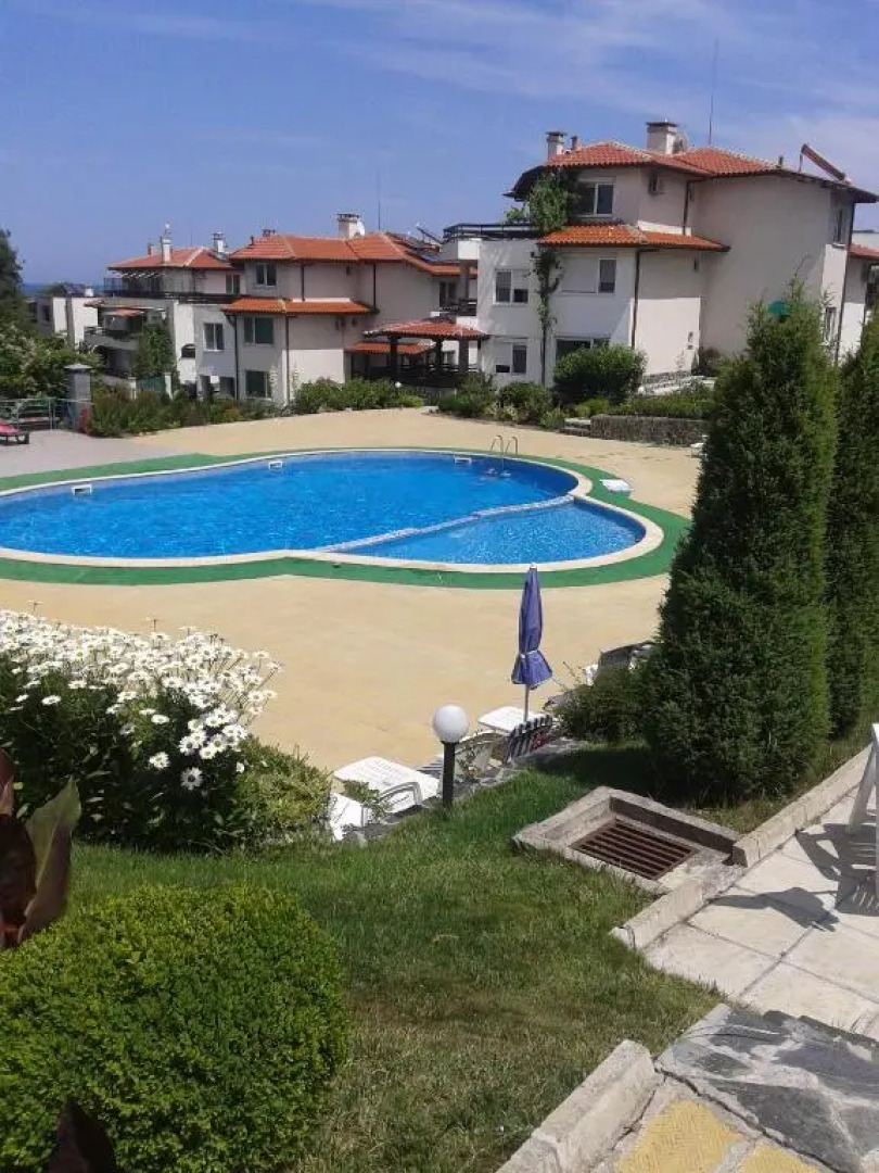 Caprice Apartment in Kiten