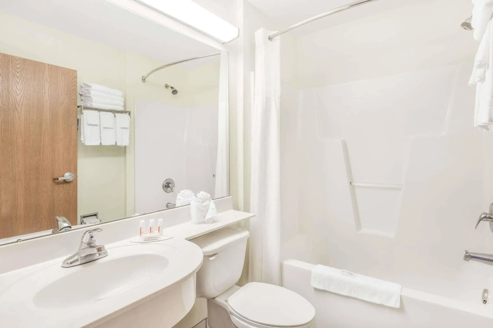 Microtel Inn & Suites by Wyndham Carolina Beach