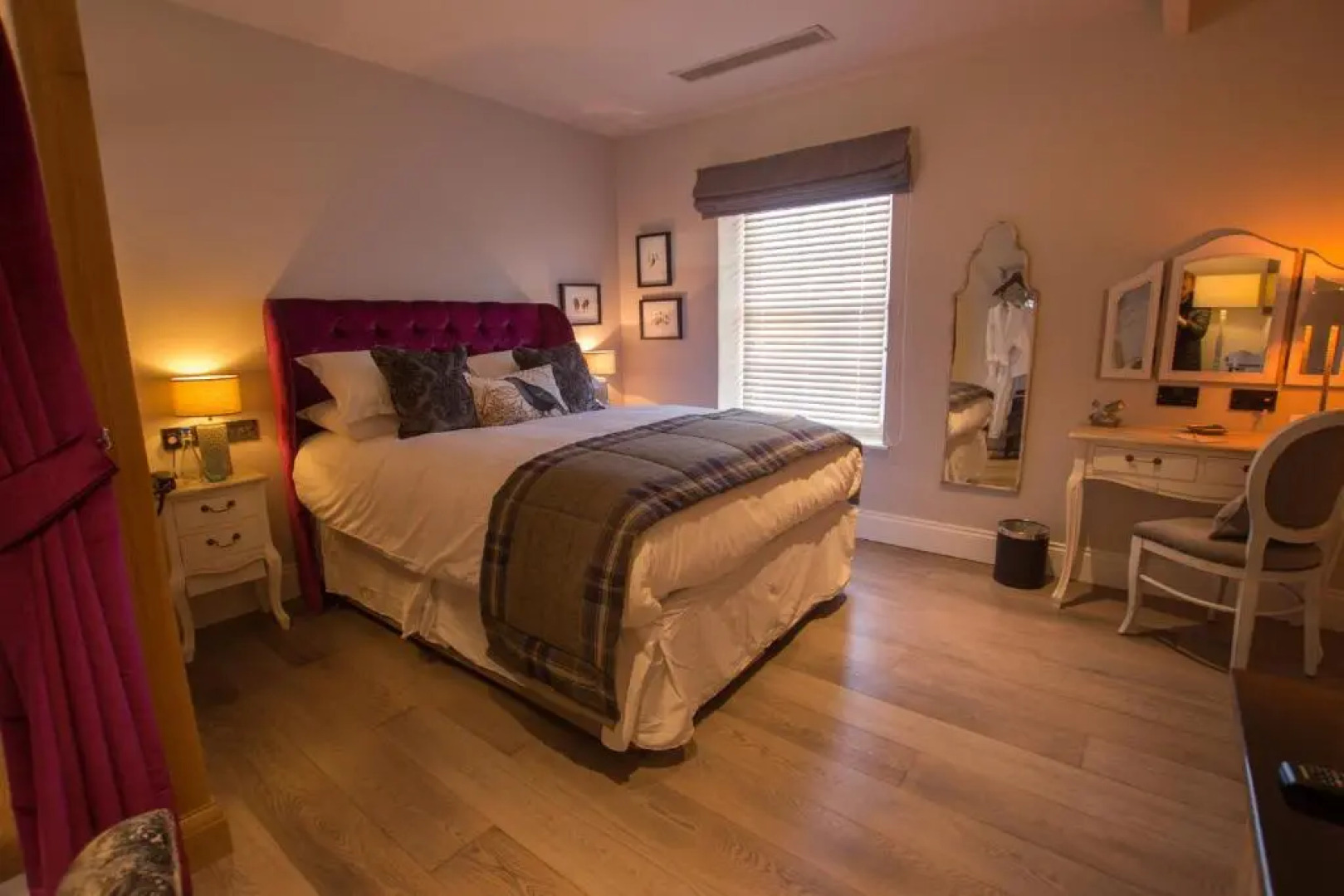 The Peacock at Barlow