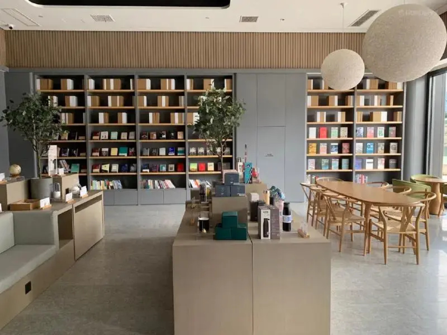 Zhenjiang Jiaofu Hotel