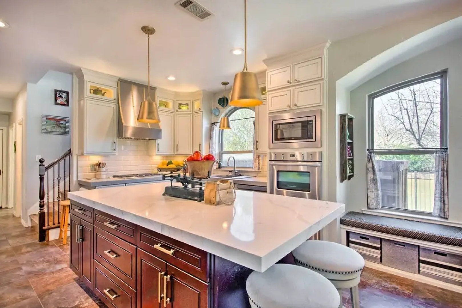 Luxe & Large Flower Mound Home on 1 Acre w/ Pond!